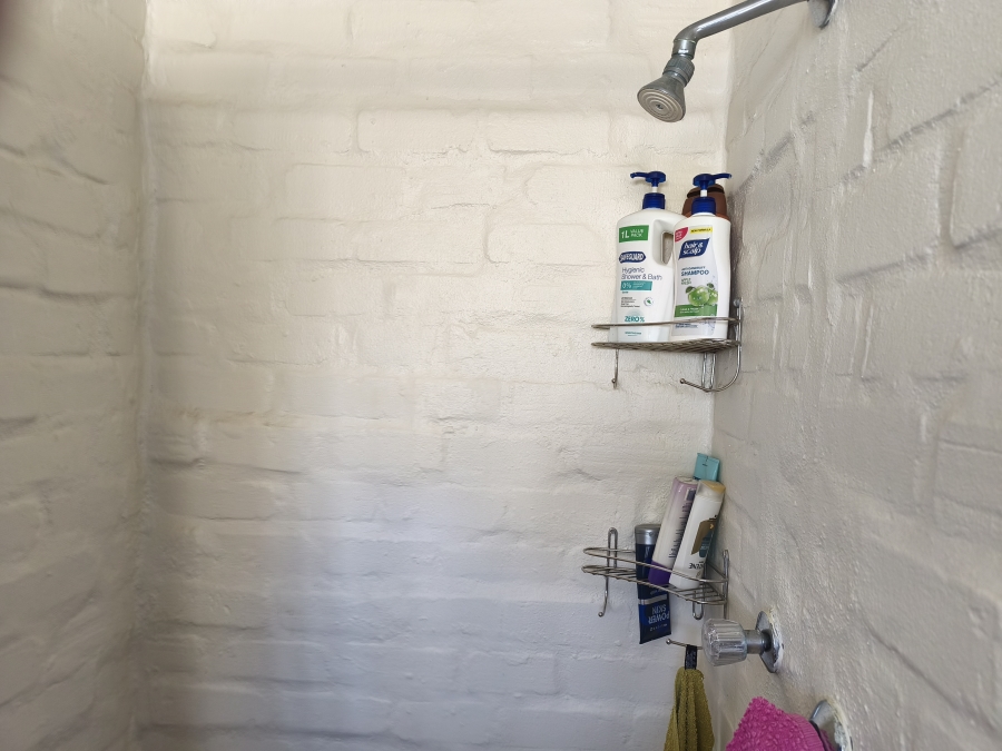 4 Bedroom Property for Sale in De Kelders Western Cape